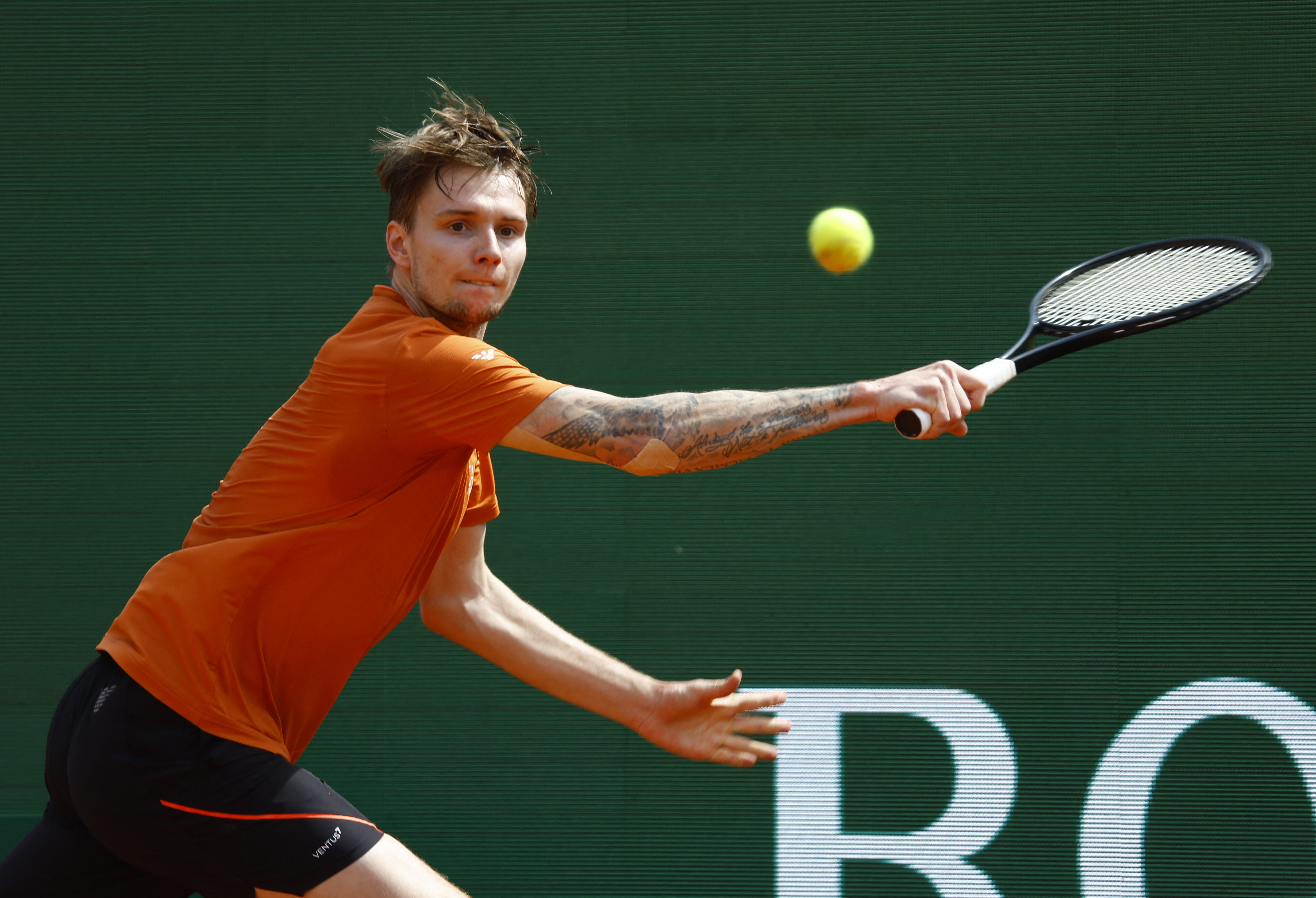 ayx世界杯2026-美网完胜蒙特卡洛大师赛，兹维列夫状态火热