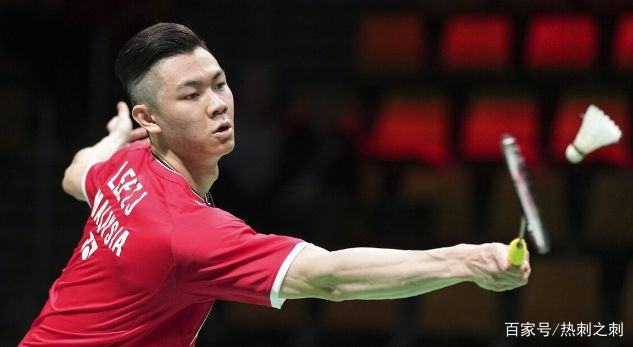 爱游戏官网-中国队翻盘日本队，李梓嘉刷新纪录