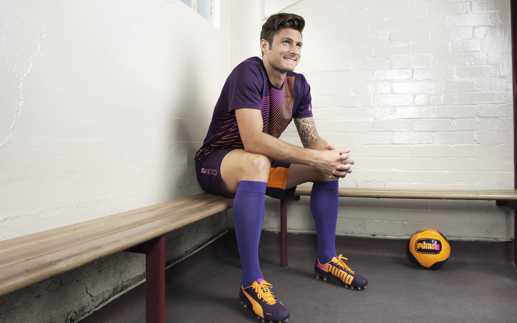 爱游戏在线-南非横扫德国,三笘薰成为关键先生,足球版图重绘的亚洲之光